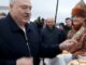 Lukashenko i dolci e la dieta Solo un assaggino. Video