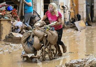 Alluvione in Spagna i rischi sanitari. Esperti Attenzione a infezioni