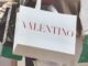 Furto nella boutique Valentino a Roma rubate borse per 140mila euro