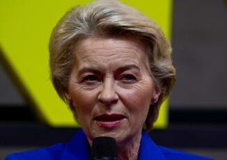 Ue von der Leyen va alla conta a Strasburgo soglia di 401 voti per Ursula