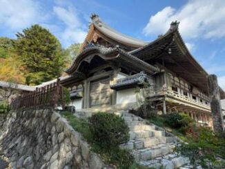 Un tempio Zen tra le montagne in Giappone lautunno e qui e ora