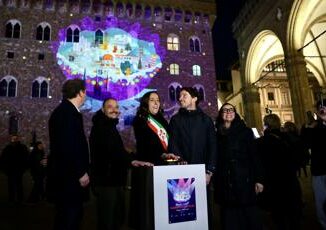 A Firenze luci e videomapping su Palazzo Vecchio e Ponte Vecchio