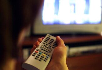 Ascolti tv lunedi 23 dicembre Cena di Natale vince con il 205 di share