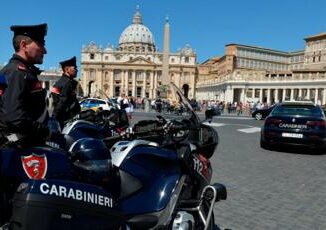 Capodanno zone rosse in tutte le citta la stretta di Piantedosi