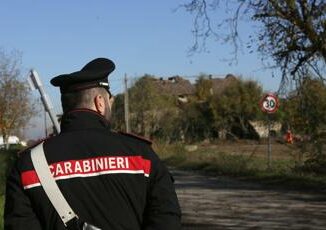 Incidente sul lavoro nel Crotonese si ribalta col muletto e muore a 52 anni