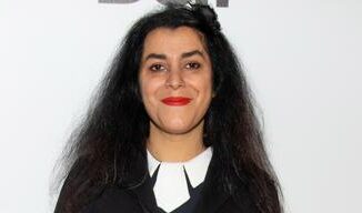 Francia ipocrita verso Iran la fumettista Marjane Satrapi rifiuta Legion dOnore