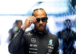 Hamilton dalla pista alla macchina tutto sul debutto in pista con la Ferrari