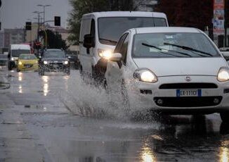 Maltempo al Sud allerta rossa in Sardegna e arancione in Calabria