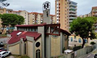 Neonato morto in culla termica a Bari parroco e manutentore indagati per omicidio colposo