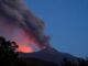 Etna eruzione oggi in corso colata lavica attiva